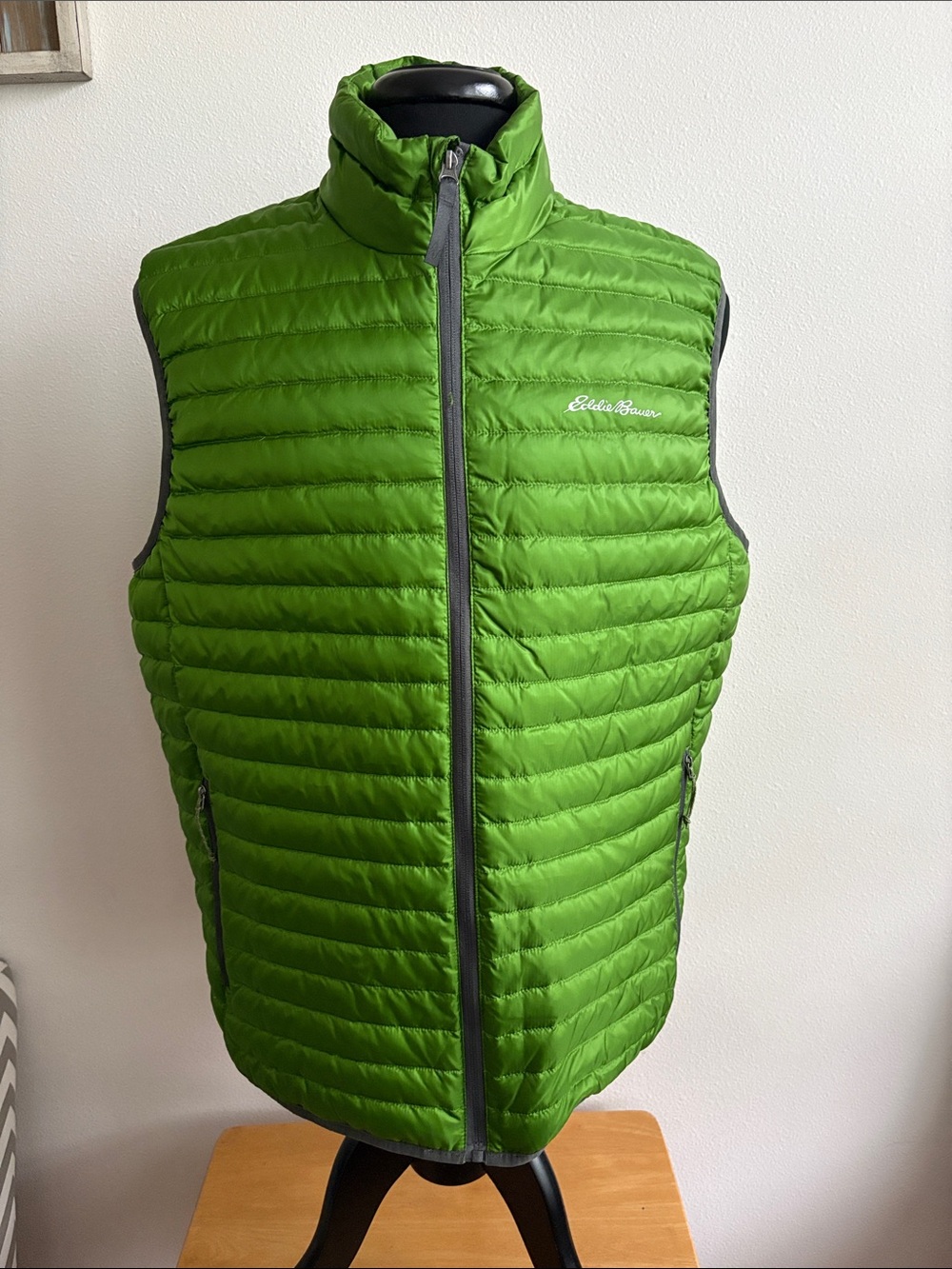 Eddie Bauer EB 700 DownTravex Quilted Packable Men's Vest Size Large